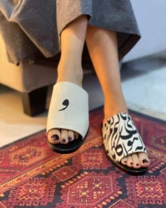 صندل های دست دوز